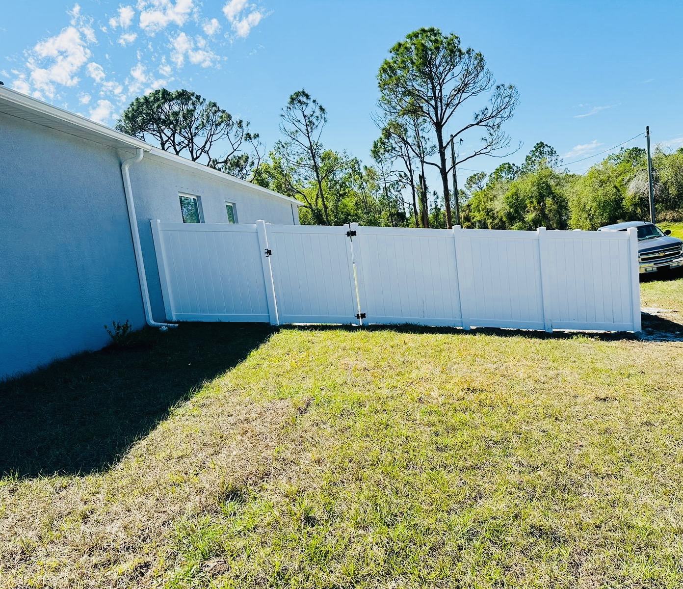 White PVC vinyl fence